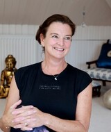 Book an Appointment with Ms Jane Macpherson at Hands On